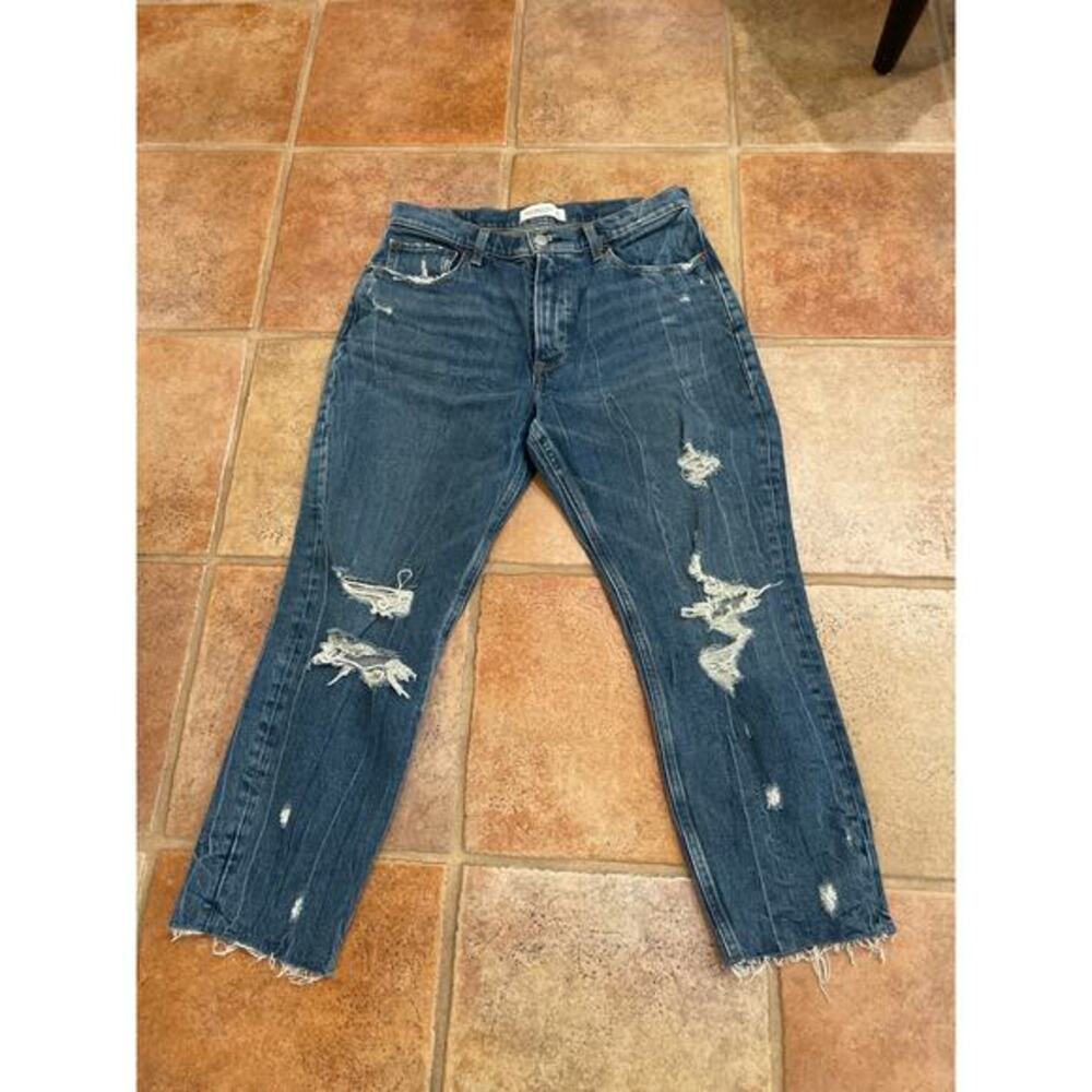 Abercrombie & Fitch high rise, mom jeans size 30/10